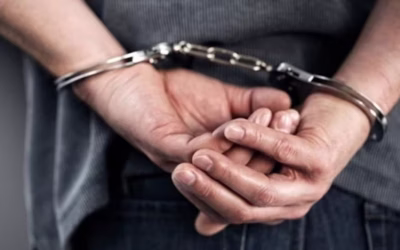 Detienen a 13 personas y 2 funcionarios durante operativos en Chiapas